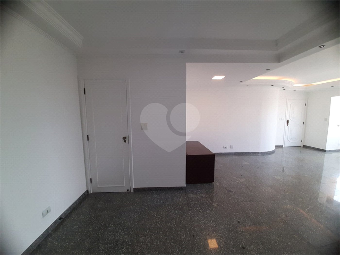 Apartamento à venda com 3 quartos, sendo 1 suíte, em Santana, São Paulo, SP