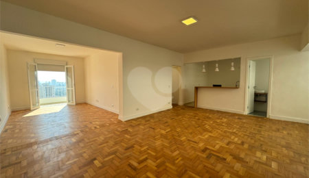 Apartamento à venda com 2 quartos, sendo 1 suíte,  em Cambuci, São Paulo, SP
