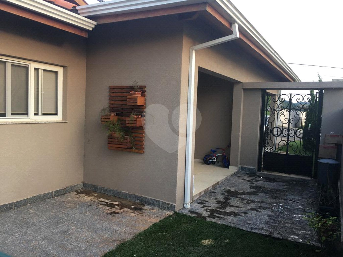 Casa à venda com 3 suítes em Condomínio Serra da Estrela, Atibaia, SP