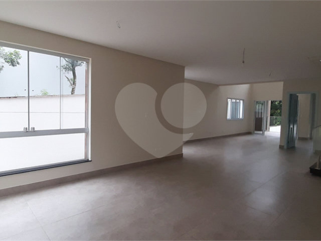 Casa à venda com 3 suítes em Tucuruvi, São Paulo, SP