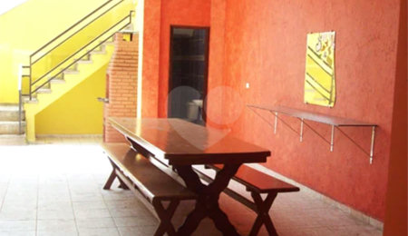 Sobrado à venda com 6 quartos, sendo 2 suítes,  em Santana, São Paulo, SP