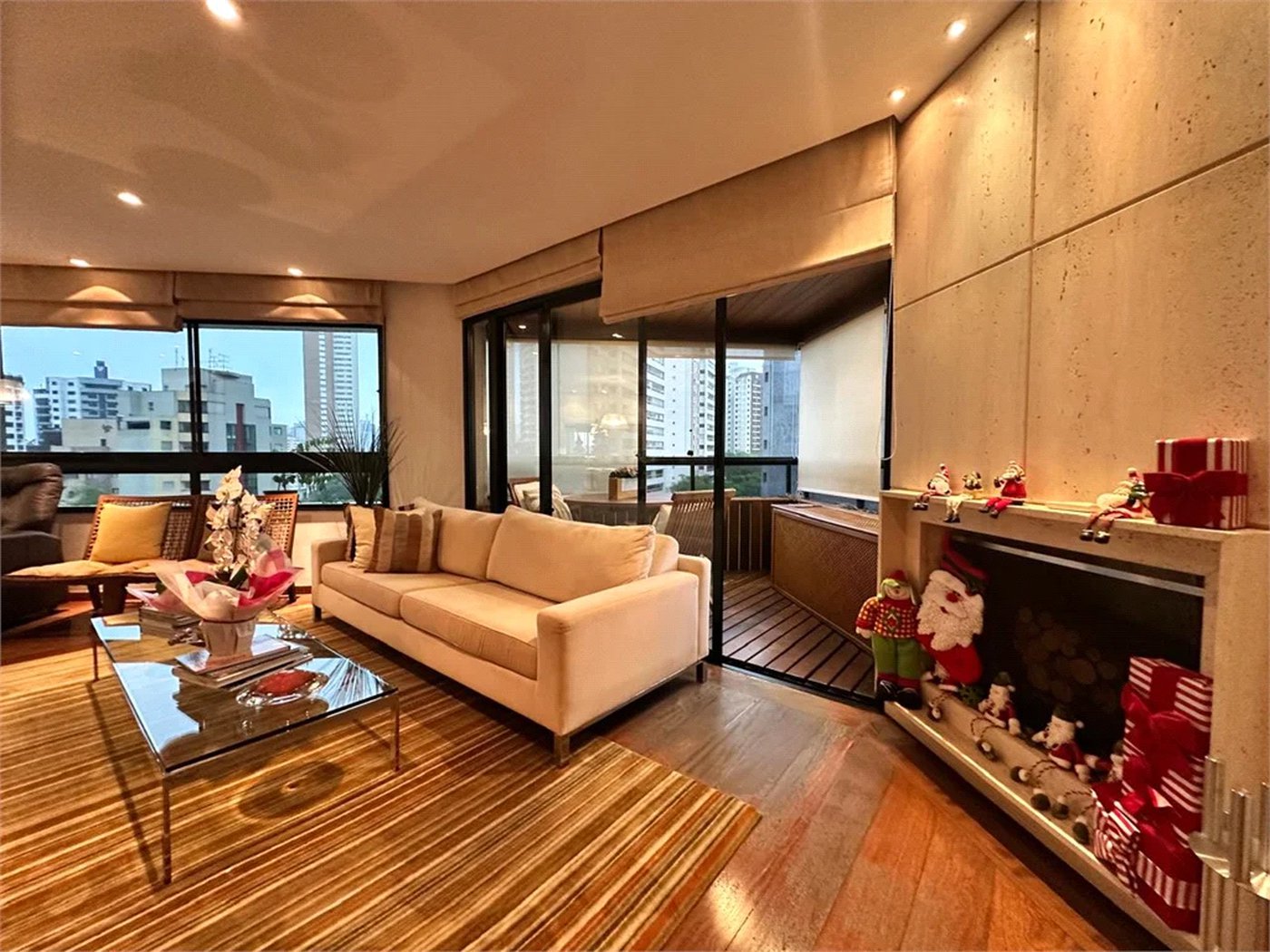 Apartamento à venda com 4 quartos, sendo 3 suítes, em Vila Andrade, São Paulo, SP
