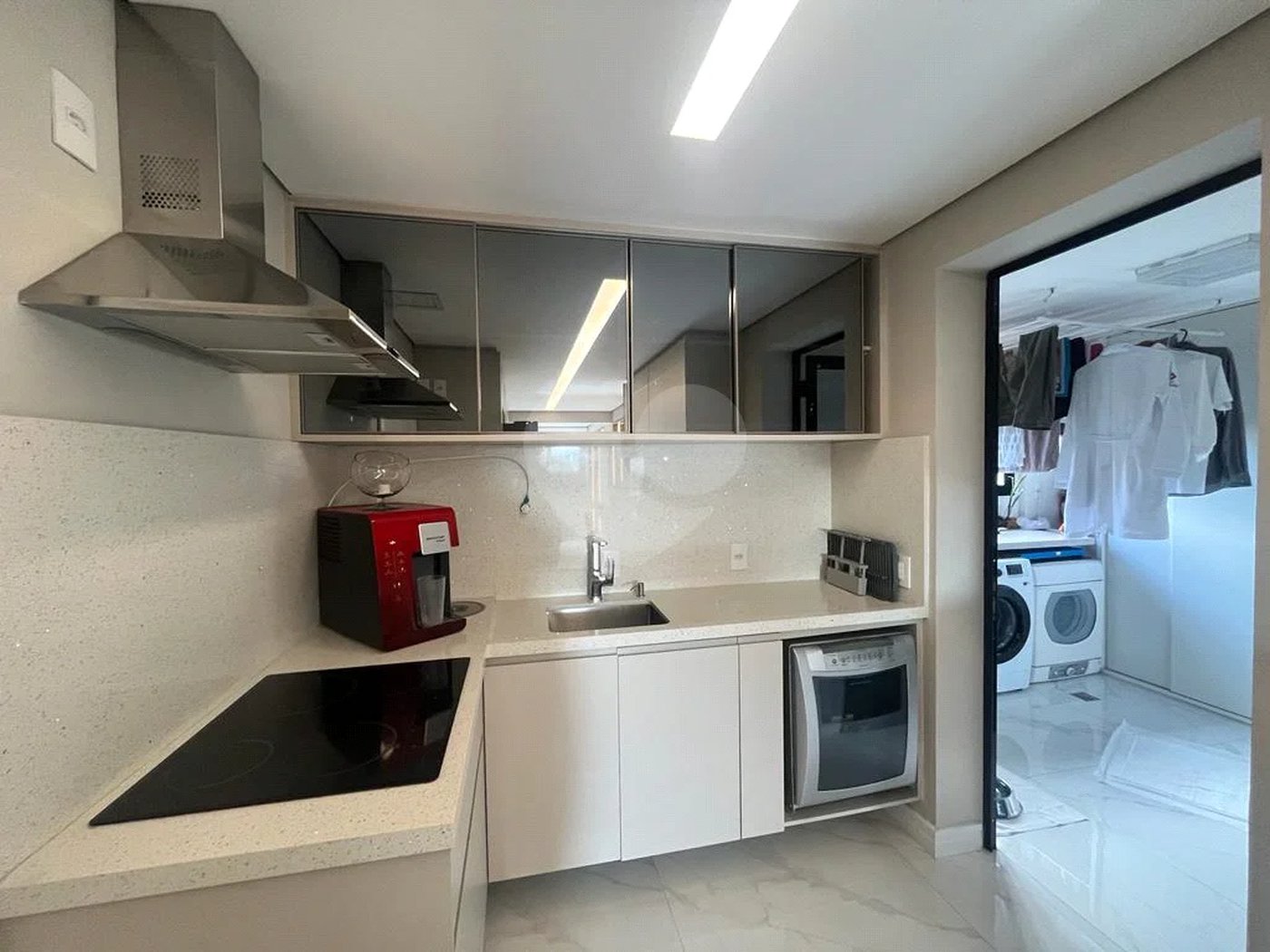 Apartamento à venda com 3 suítes em Santa Teresinha, São Paulo, SP