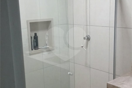Sobrado à venda com 4 suítes em Cajuru do Sul, Sorocaba, SP