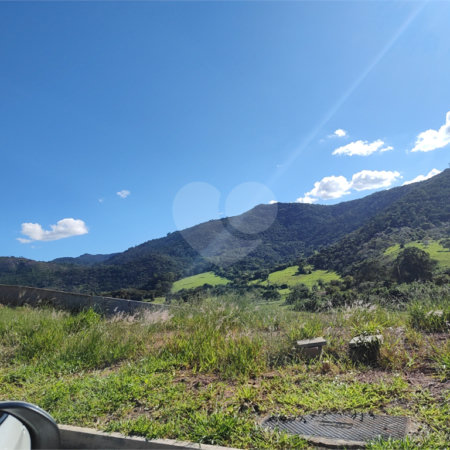 Terreno à venda no condomínio Portal Lamis, Bom Jesus dos Perdões - SP