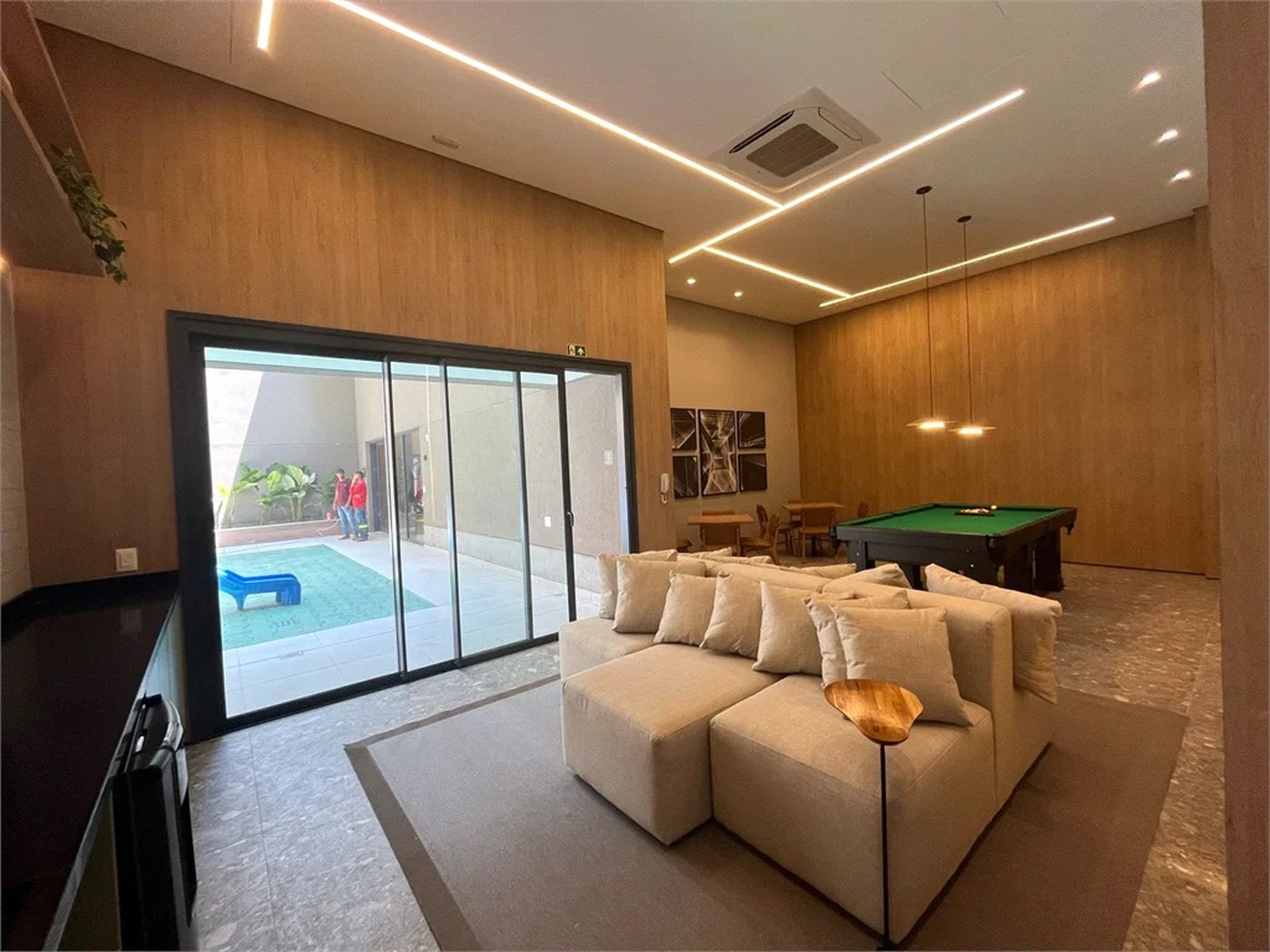 Apartamento à venda com 3 suítes em Brooklin Paulista, São Paulo, SP