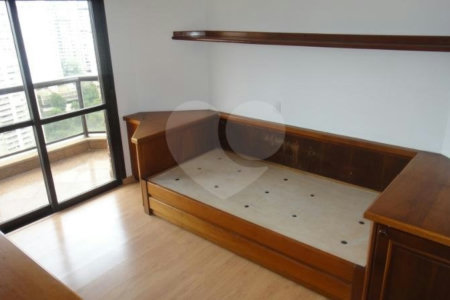 Apartamento à venda com 4 suítes em Vila Andrade, São Paulo, SP