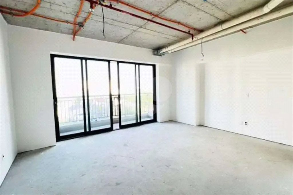 Sala à venda em Vila Cláudia, São Paulo, SP