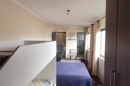 Casa com 300m² , 4 dormitórios , sendo 2 suítes , 5 vagas , à venda no bairro Curuçá , em Santo André.