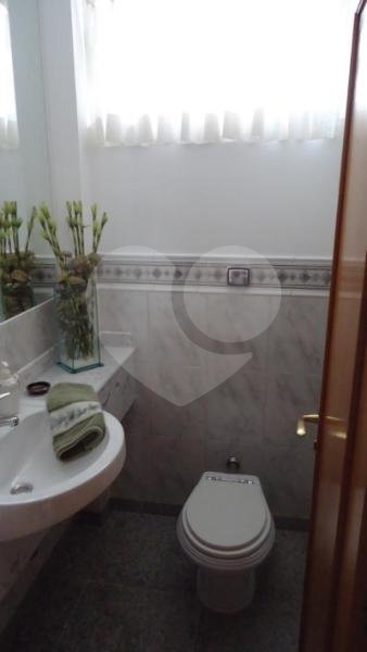 Apartamento, 3 quartos e 2 vagas de garagem