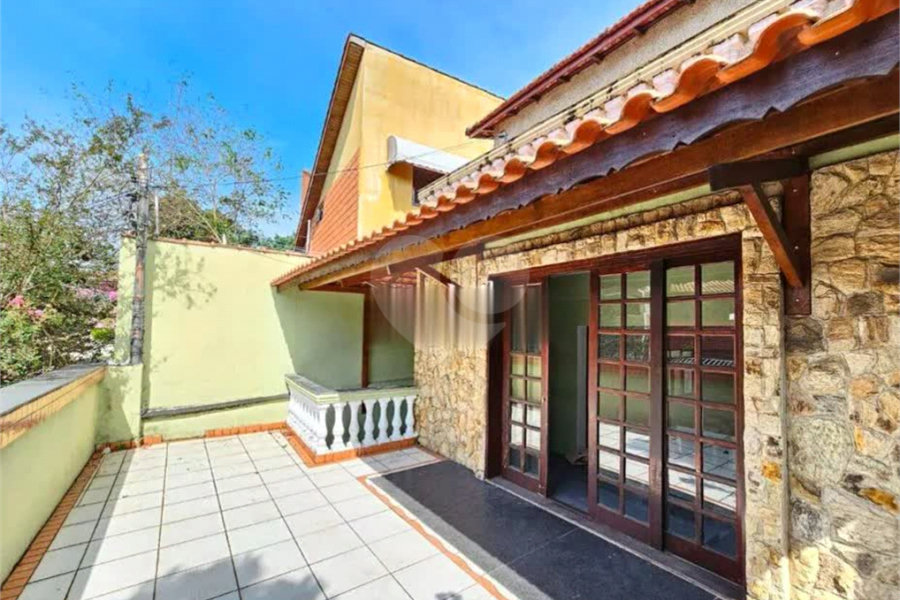Sobrado com 280m² á venda - Itaquera