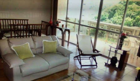Apartamento à venda com 4 quartos, sendo 1 suíte,  em Pitangueiras, Guarujá, SP