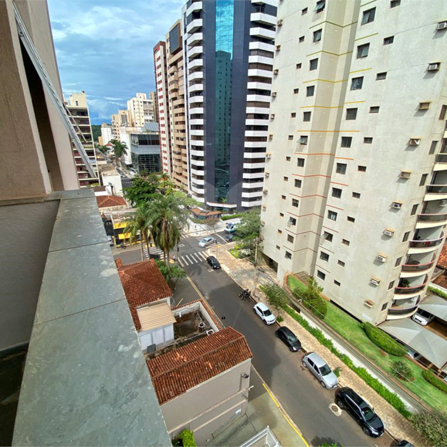 Apartamento à venda com 2 quartos, sendo 1 suíte, no Centro, Ribeirão Preto, SP