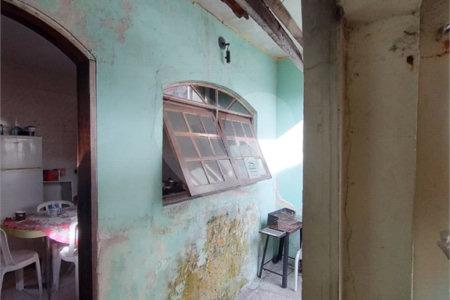 Casa à venda com 4 quartos em Chora Menino, São Paulo, SP