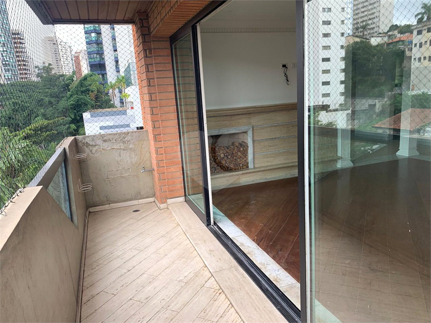 Cobertura à venda com 4 quartos, sendo 3 suítes, em Vila Mariana, São Paulo, SP