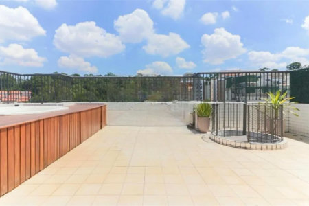 Apartamento à venda com 3 quartos, sendo 1 suíte, em Cidade São Francisco, São Paulo, SP