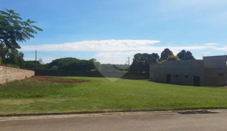 Terreno à venda no condomínio Figueira Helvetia Polo, Indaiatuba - SP
