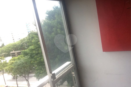 Apartamento à venda com 2 quartos em Pinheiros, São Paulo, SP