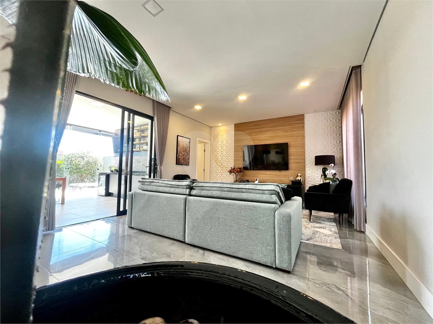 Casa à venda com 3 suítes em Vila Popular, Itapetininga, SP