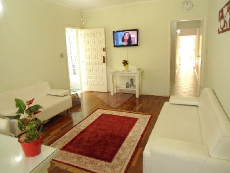 Sobrado à venda com 3 quartos, sendo 1 suíte,  em Parada Inglesa, São Paulo, SP