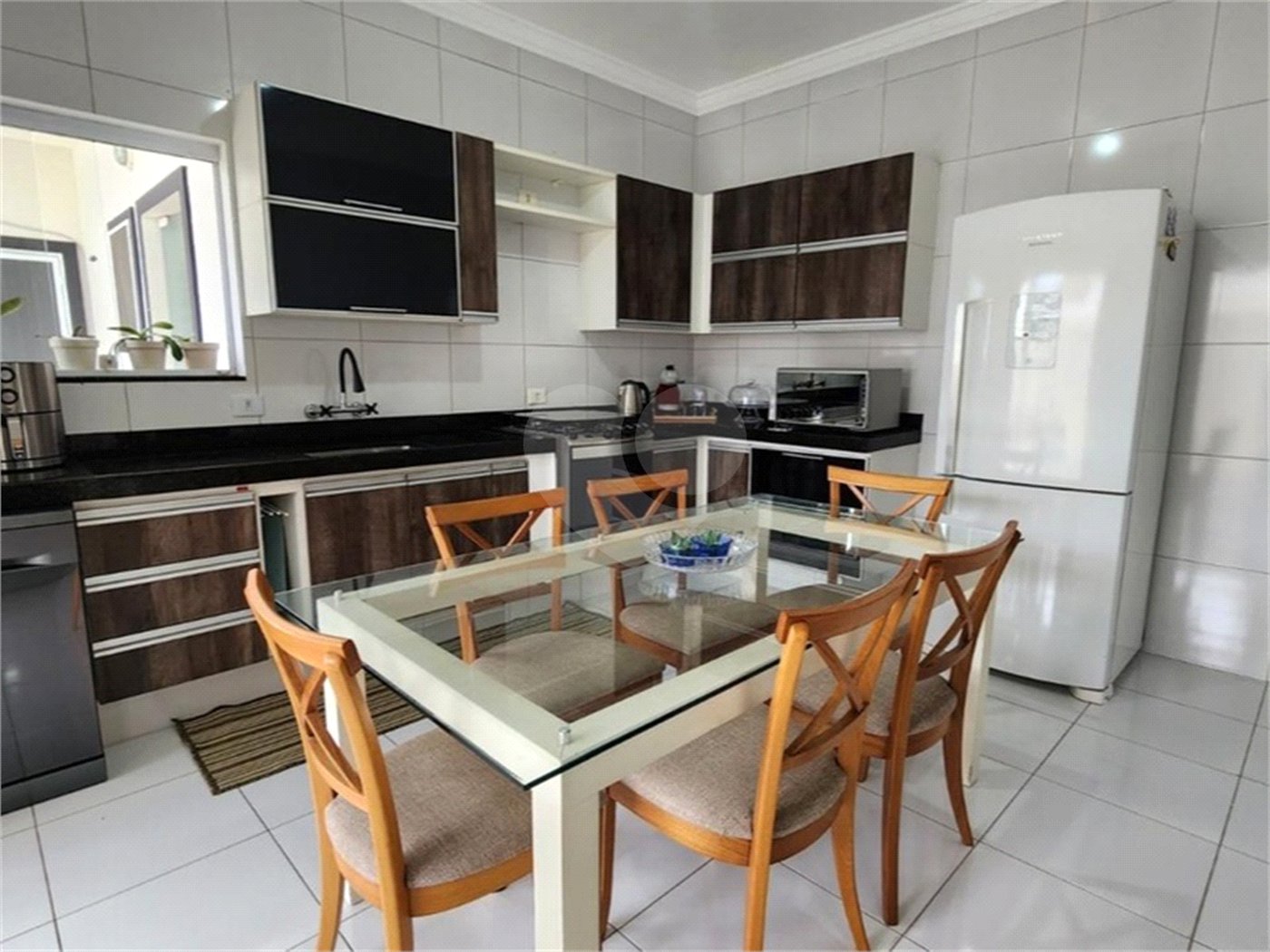 Casa à venda com 4 quartos, sendo 2 suítes, no condomínio Ibiti Royal Park, Sorocaba - SP
