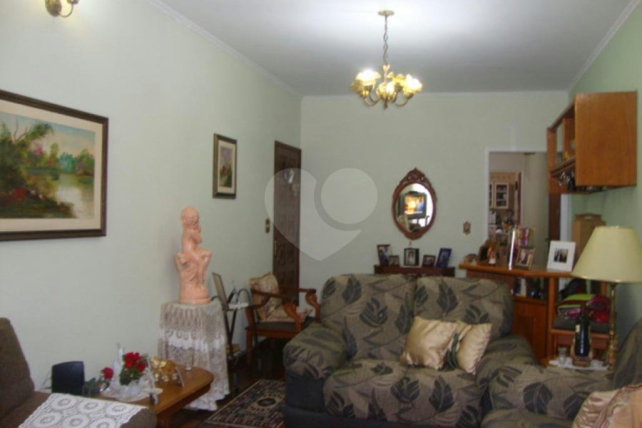 Sobrado à venda com 3 quartos, sendo 1 suíte, em Parada Inglesa, São Paulo, SP