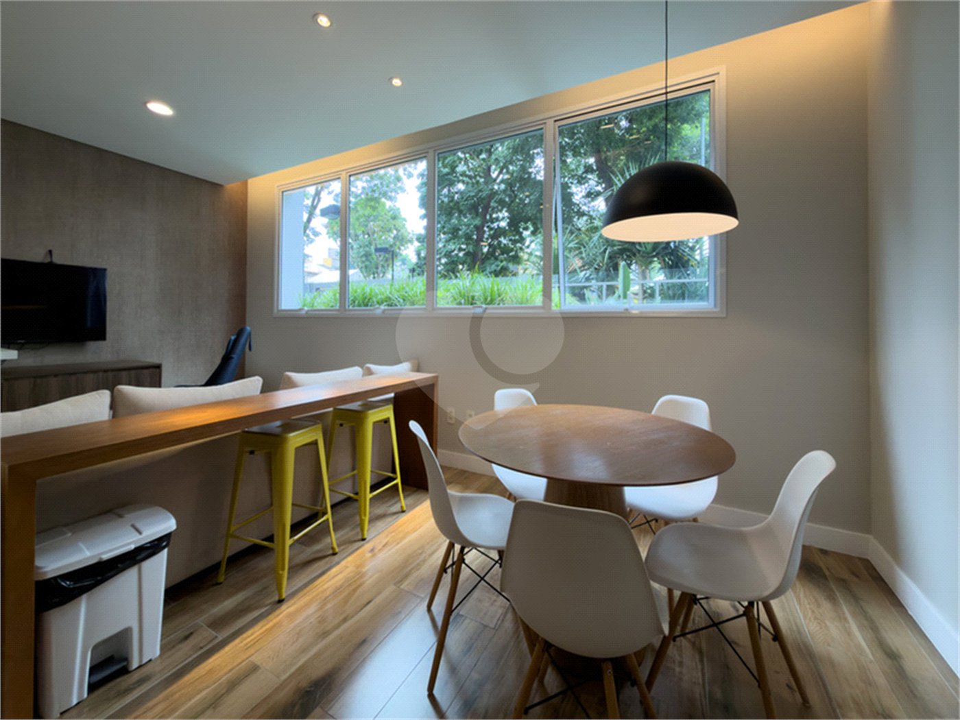 Apartamento à venda com 4 quartos, sendo 2 suítes, em Pinheiros, São Paulo, SP
