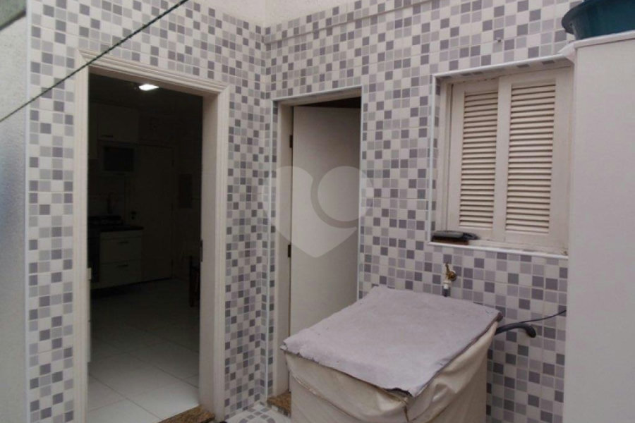 Sobrado à venda com 3 suítes em Morumbi, São Paulo, SP