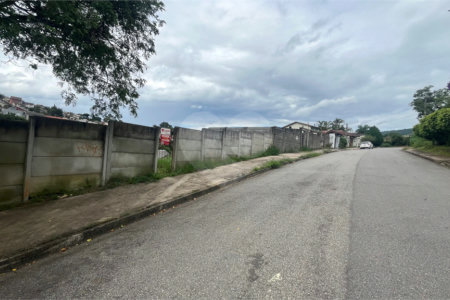 Terreno à venda em Retiro das Fontes, Atibaia, SP