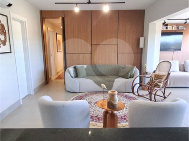Apartamento à venda com 3 suítes em Jardim Prudência, São Paulo, SP