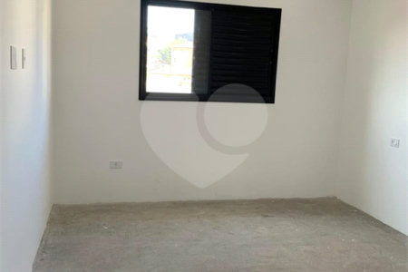 Casa à venda com 3 quartos, sendo 1 suíte, no condomínio Villa D'este, Cotia - SP