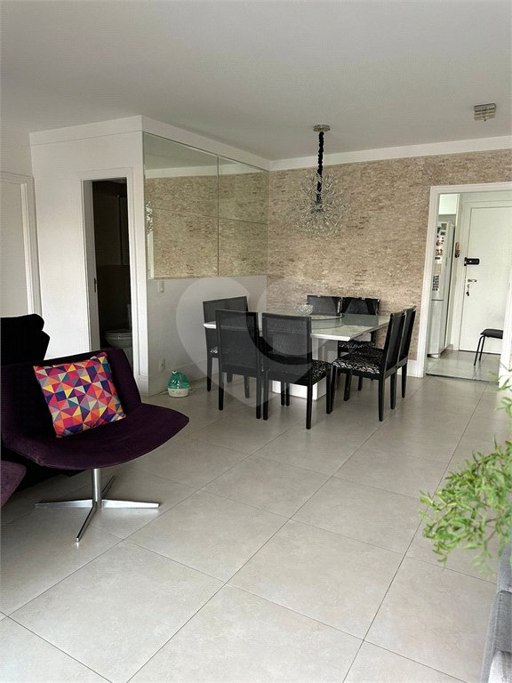 Apartamento à venda com 3 quartos, sendo 1 suíte, em Vila Monumento, São Paulo, SP