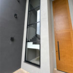 Casa à venda com 5 quartos, sendo 4 suítes, no condomínio Grand Park, Rio de Janeiro - RJ
