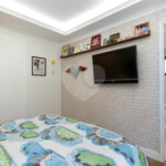 Apartamento à venda com 3 quartos, sendo 1 suíte, em Jardim Morumbi, São Paulo, SP