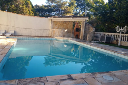 Casa à venda com 5 quartos, sendo 3 suítes,  no condomínio Estância Marambaia, Vinhedo - SP