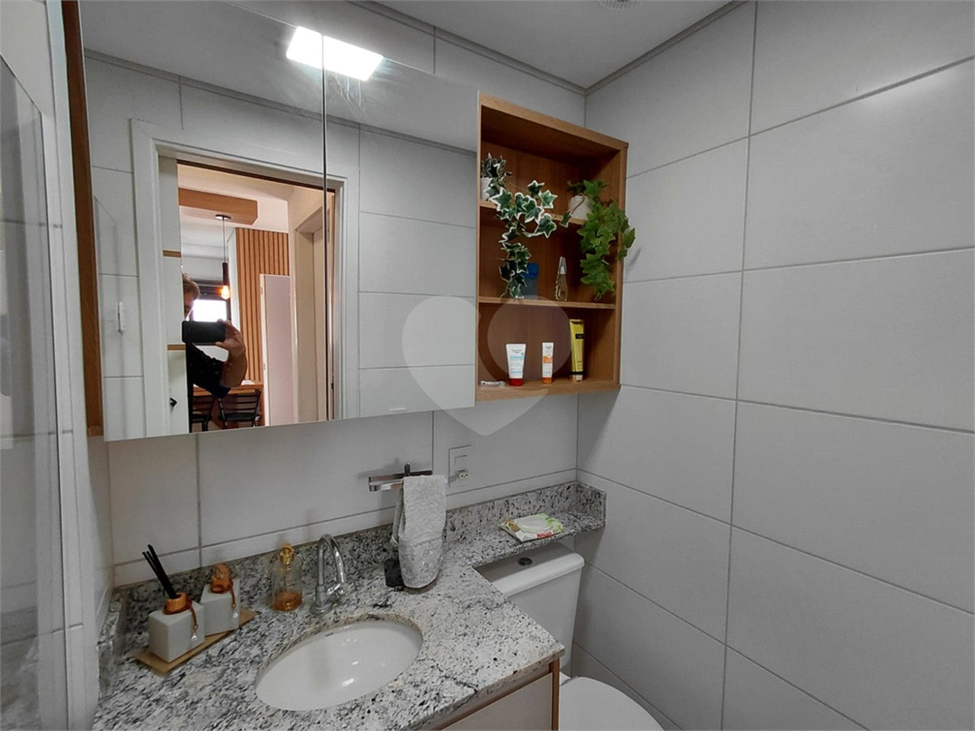 Apartamento à venda com 2 quartos, sendo 1 suíte,  em Jardim São Paulo(zona Norte), São Paulo, SP