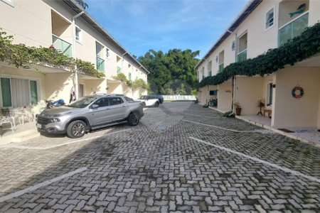 Casa à venda com 3 quartos, sendo 1 suíte, em Juquehy, São Sebastião, SP