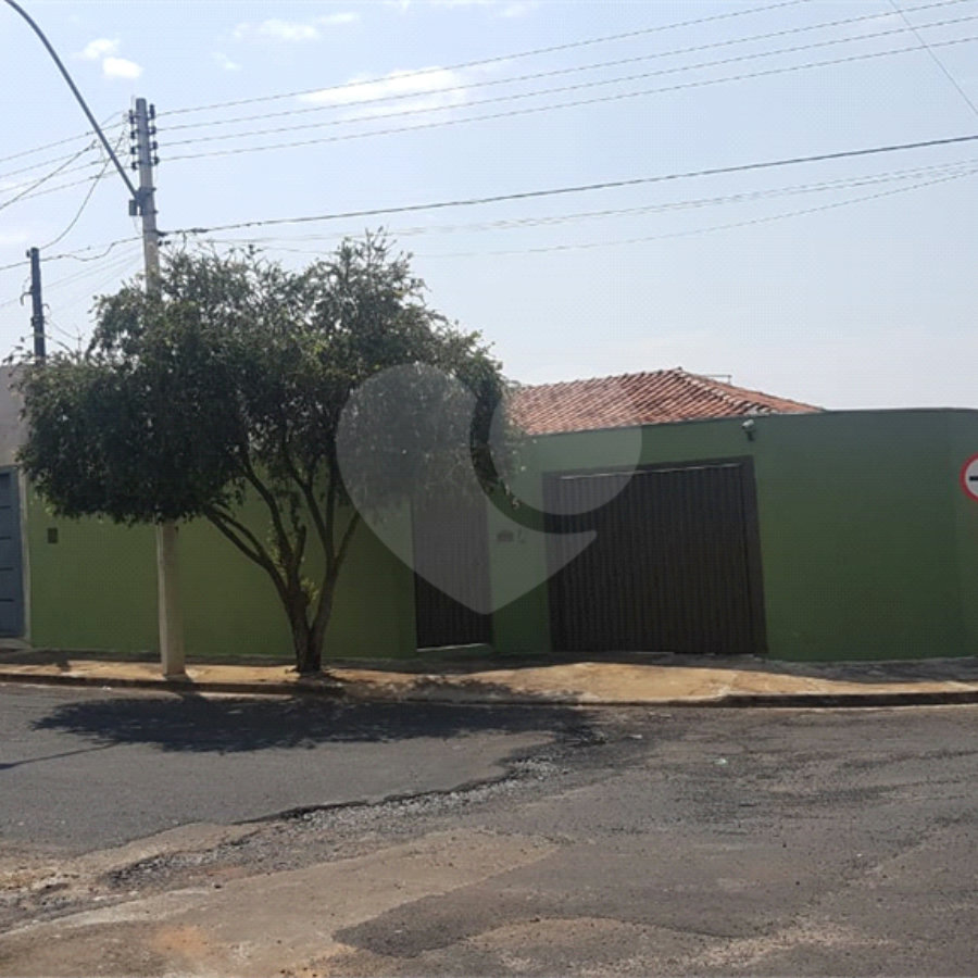 Casas térreas- Pq. Residencial Maria Stella Fagá.