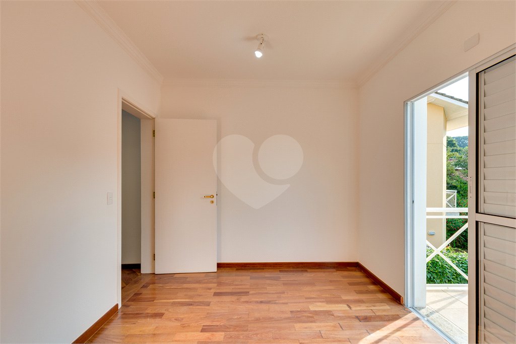 Casa para alugar com 4 quartos, sendo 2 suítes, no condomínio Cassiano Ricardo, São Paulo - SP