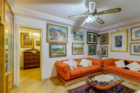 Casa Térrea à venda com 4 quartos, sendo 3 suítes, em Interlagos, São Paulo, SP