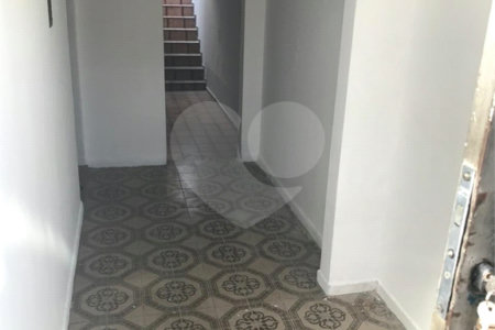 Sobrado à venda com 4 quartos, sendo 2 suítes, em Vila Aurora (zona Norte), São Paulo, SP