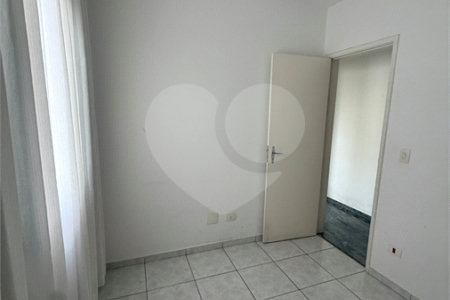 Apartamento à venda ou para alugar com 3 quartos, sendo 1 suíte,  em Santa Teresinha, São Paulo, SP