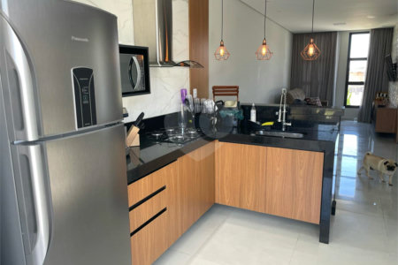 Casa à venda com 3 quartos, sendo 1 suíte,  em Residencial Horto Florestal Villagio, Sorocaba, SP
