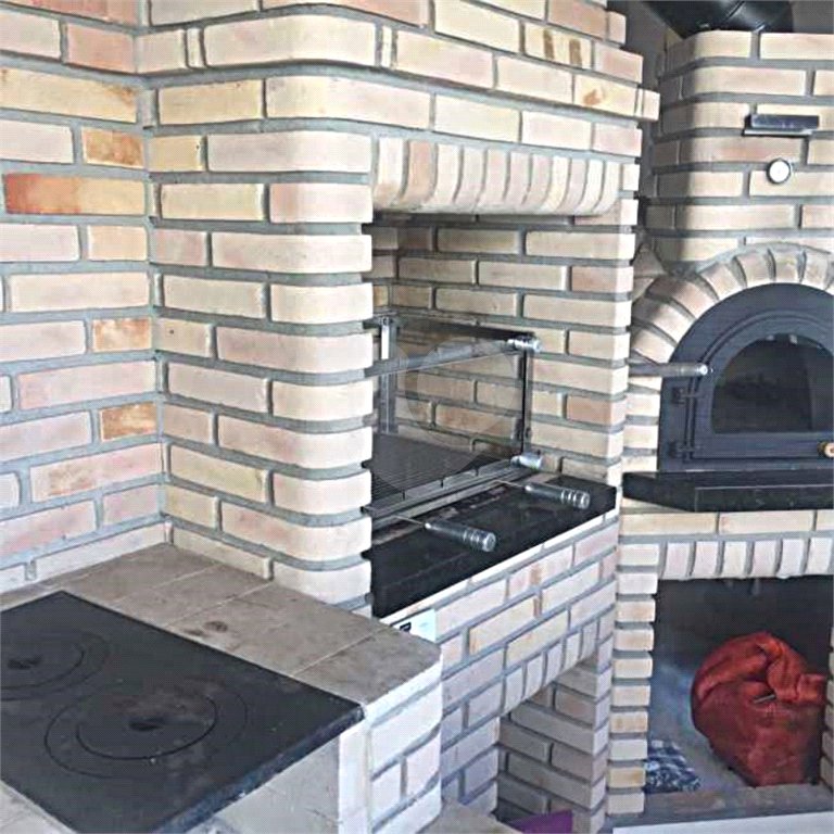 Casa à venda com 3 quartos, sendo 1 suíte,  no condomínio Residencial Água Fria, São Paulo - SP