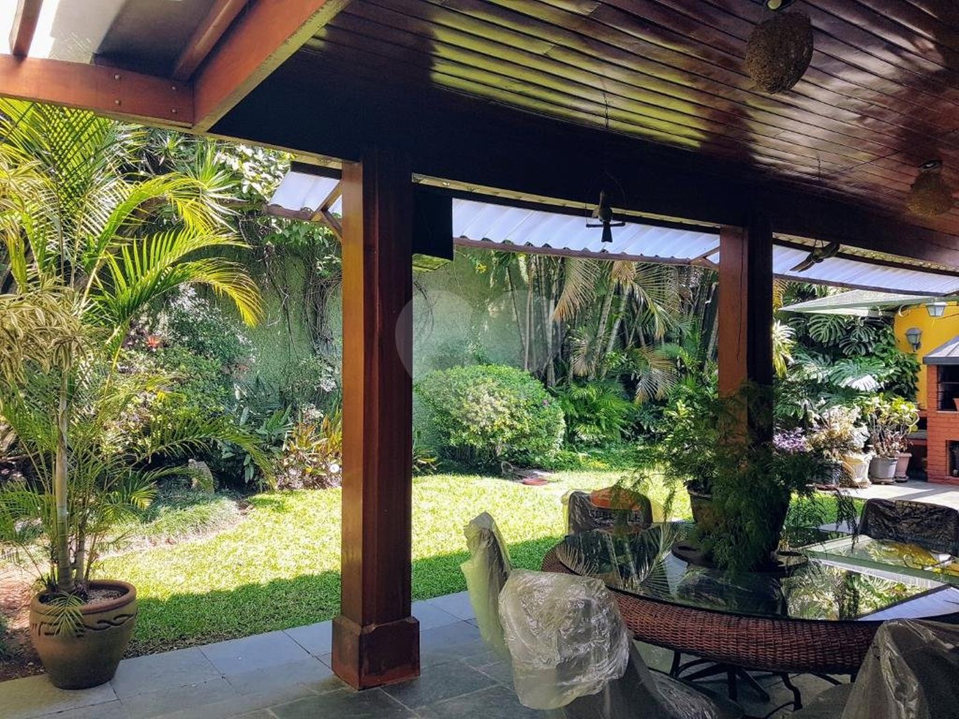 Sobrado à venda com 3 quartos, sendo 2 suítes,  em Brooklin Velho, São Paulo, SP