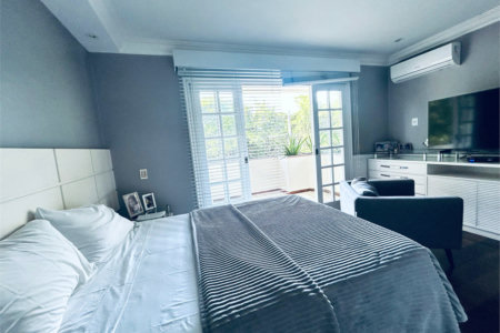 Casa à venda com 8 quartos, sendo 7 suítes, em Barra da Tijuca, Rio de Janeiro, RJ