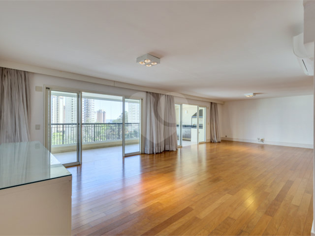 Apartamento para alugar com 4 suítes em Chácara Flora, São Paulo, SP