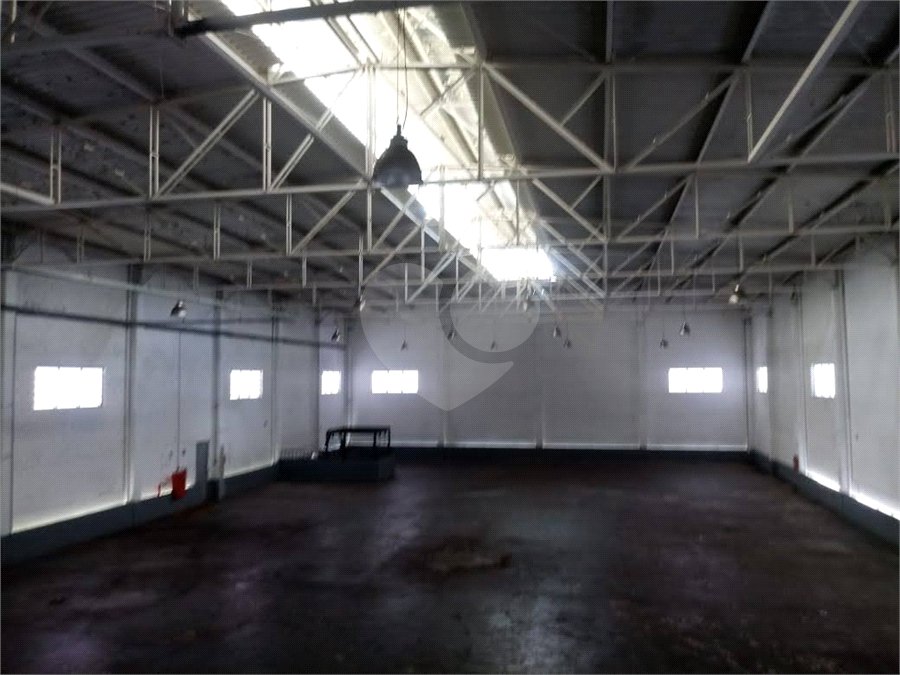 Galpão Industrial / Distrito Industrial Nova Era / Terreno: 1.831,80 m²