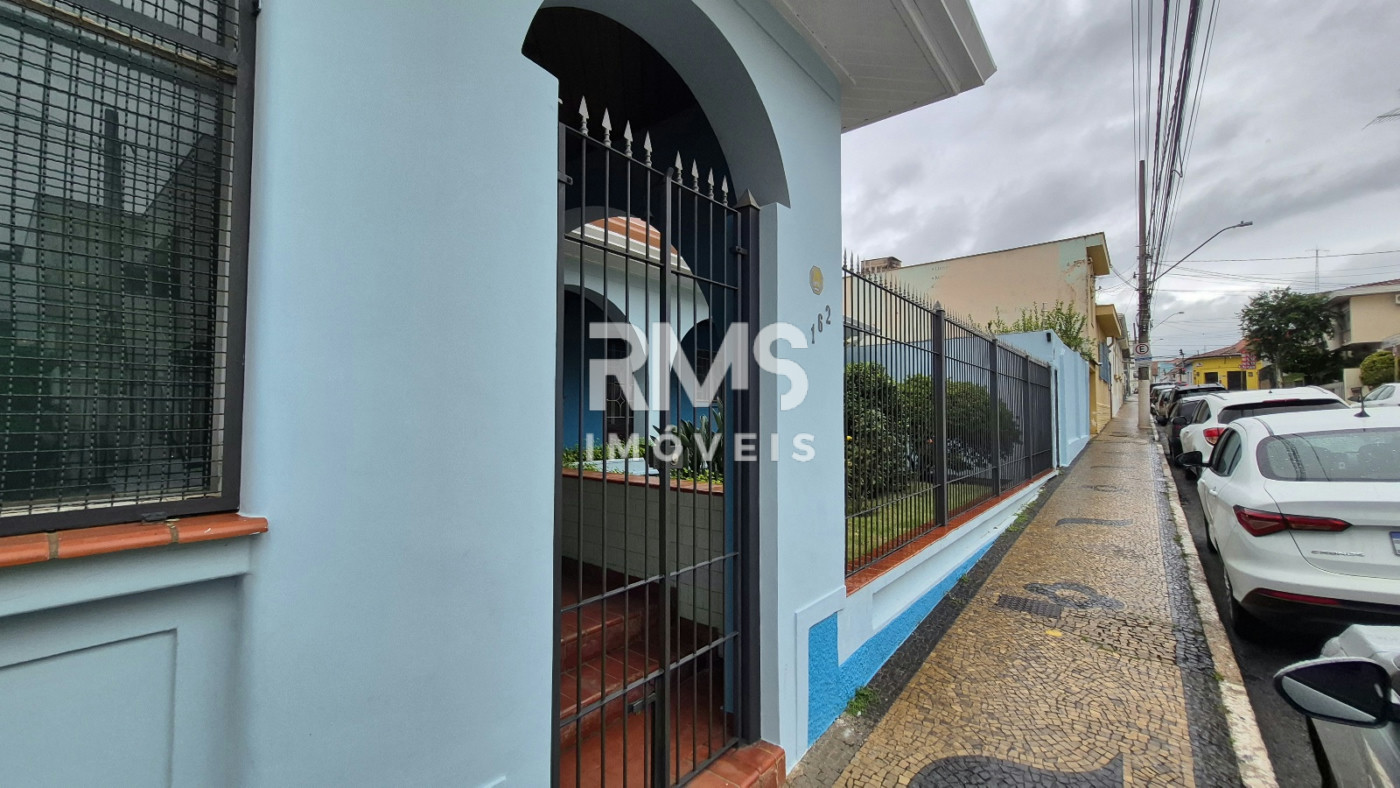 Casa à venda com 3 quartos no Centro, Itu, SP