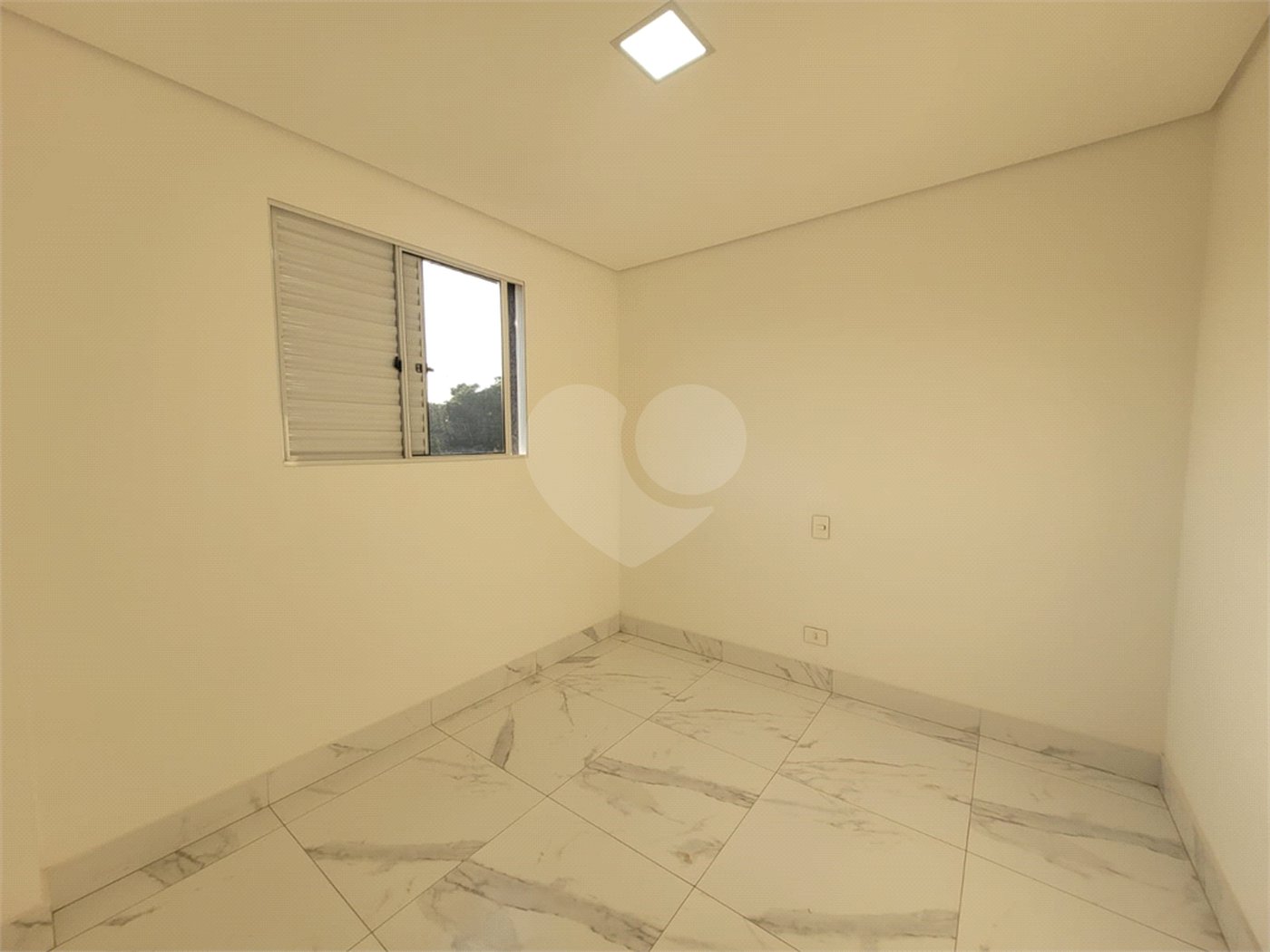 Apartamento à venda com 2 quartos em Vila Clarice, São Paulo, SP